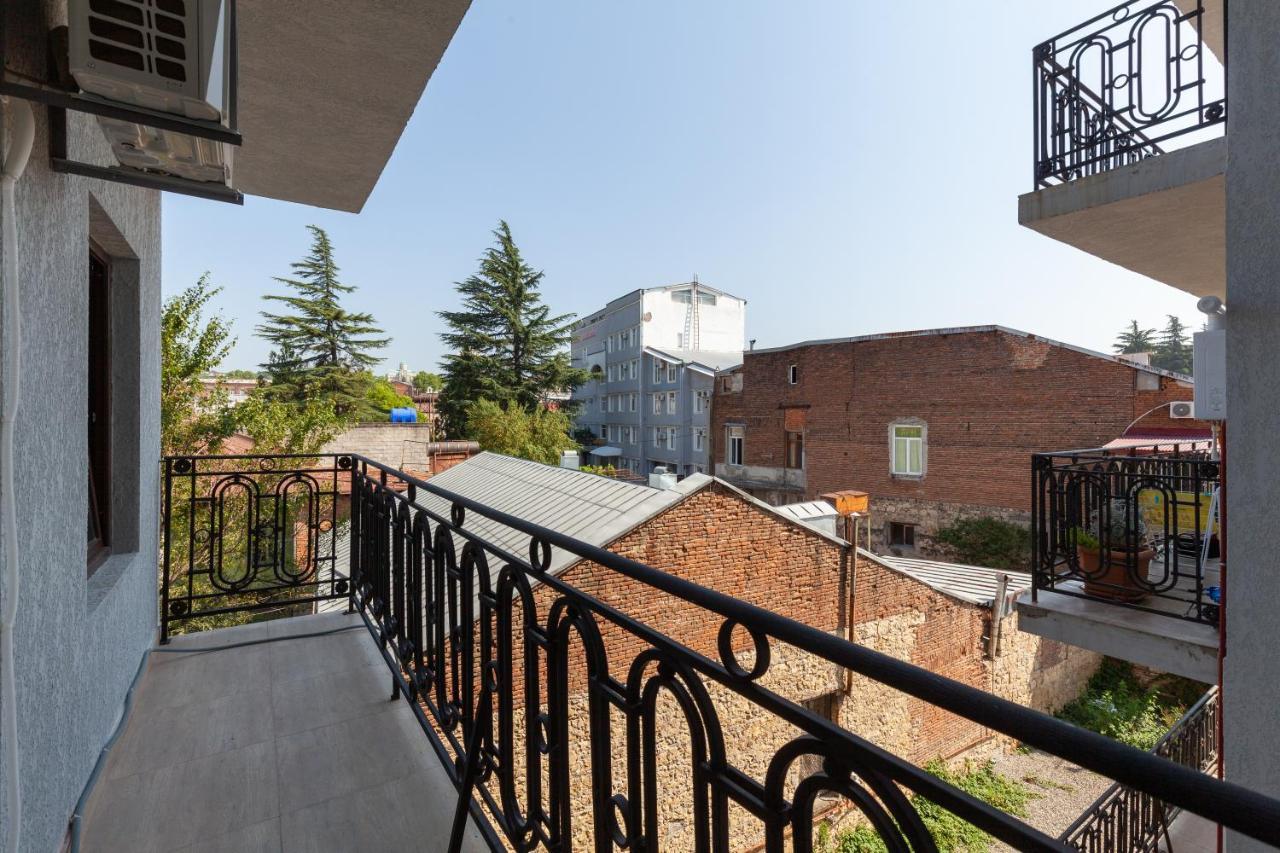 Irina'S Apartments คูทายสิ ภายนอก รูปภาพ