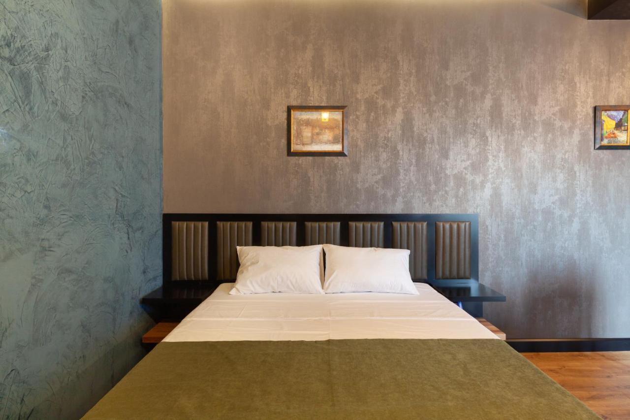 Irina'S Apartments คูทายสิ ภายนอก รูปภาพ
